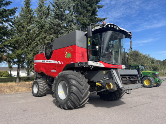 MF 9380 SKÖRDETRÖSKA, BEG Massey Ferguson 9380 Delta 