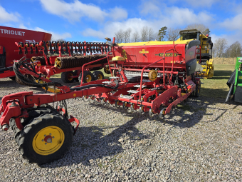 VÄDERSTAD RAPID 300C SÅMASKIN Väderstad RAPID 300C SÅMASKIN E-SERVICES/PADDA  
SYSTEM AGRILLA  
CROSSBOARD  
BIODRILL
...
MNR 38216
...
PRIS EXKL. MOMS: 495.000:-
...
Vi reserverar oss för felskrivning. Kontakta alltid oss innan du åker och tittar, så vi kan säkerställa att maskinen finns på plats.
