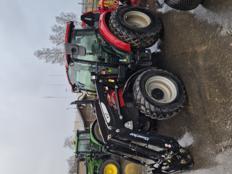 CASE IH FARMALL 75C TRAKTOR (KUND) Case IH FARMALL 75C TRAKTOR (KUND) KUNDFÖRMEDLING
...
QUICKE X2S LASTARE
...
MNR 39797
...
PRIS EXKL. MOMS: 280.000:-
...
Vi reserverar oss för felskrivning. Kontakta alltid oss innan du åker och tittar, så vi kan säkerställa att maskinen finns på plats.
