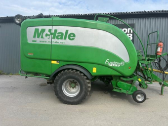 MCHALE FUSION 3 PLUS Övrigt MCHALE FUSION 3 PLUS MANTELFILM ELLER NÄT
KULDRAG
LS
710/45 22,5
BALSTÄLLARE
KAMERA
BROMSAR