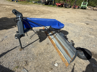 Bonnet Schaktblad 2,5 Bonnet 2,5 Denna maskin omfattas ej av ML Trygghetsköp 3mån/100tim
Maskinen säljes för kunds räkning utan garanti.
För mer information kontakta din säljare.