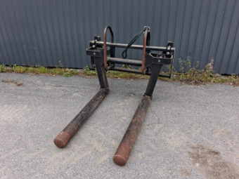 ÅLÖ FLEXIBAL EURO RUNDBALSHANTERING Övrigt ÅLÖ FLEXIBAL EURO Rören kan man ta lös och då sitter det pinnar under
För smidig rundbals hantering