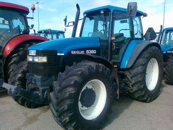 TRAKTOR NH 8360 PS 4WD -97 New Holland 8360 