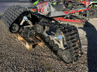 Bandsats Camso UTV 4S1 Camso UTV 4S1 18 T
Fyrbultsinfästning
Passar till de flesta fyrbults UTV
Suttit på Arctic cat  WildCat 1000 
Monteringssats till WildCat 1000
