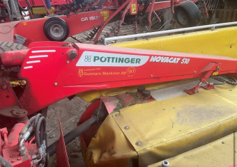 TREJON PÖTTINGER S10 ROTORSLÅTTER BUTTERFLY Pöttinger S10 ROTORSLÅTTER BUTTERFLY STRÄNGHJUL YTTRE NCS12  SLITMED 50-80MM
...
MNR 18612
...
PRIS EXKL. MOMS: 139.000:-
...
Vi reserverar oss för felskrivning. Kontakta alltid oss innan du åker och tittar, så vi kan säkerställa att maskinen finns på plats.
