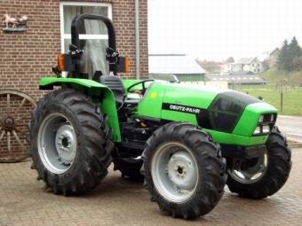  Deutz-Fahr Agrolux 70 2009 Deutz-Fahr Agrolux 70


Gr: Deutz-Fahr
Modell: Agrolux 70
r: 2009
Timmar: 579
Motoreffekt: 70hk
Garanti: 6 mnader