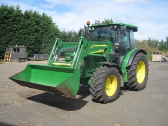  John Deere 5100R 2011 John Deere 5100R


Gr: John Deere
Modell: 5100R
r: 2011
Timmar: 950
Motoreffekt: 100 hp
Garanti: 6 mnader