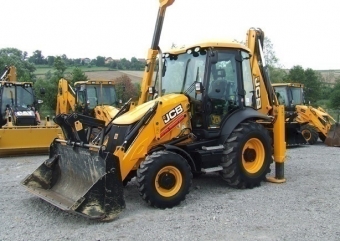  JCB 3CX Traktorgrvare Tillverkare: JCB 3CX Traktorgrvare
Modell: 3CX 
Typ: traktorgrvare
r: 2011 
Timmar: 352
Effekt: 93 hk
4wd 
